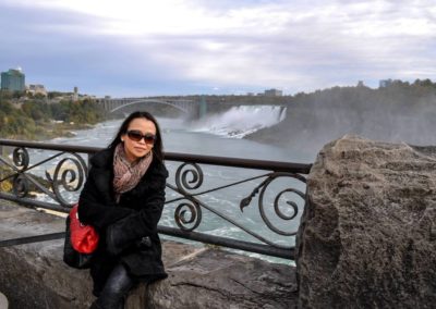 Vivshane Explores Niagra Falls, Canada