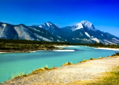 Stunning View of Banff Nat'l Park Vivshane Adventures