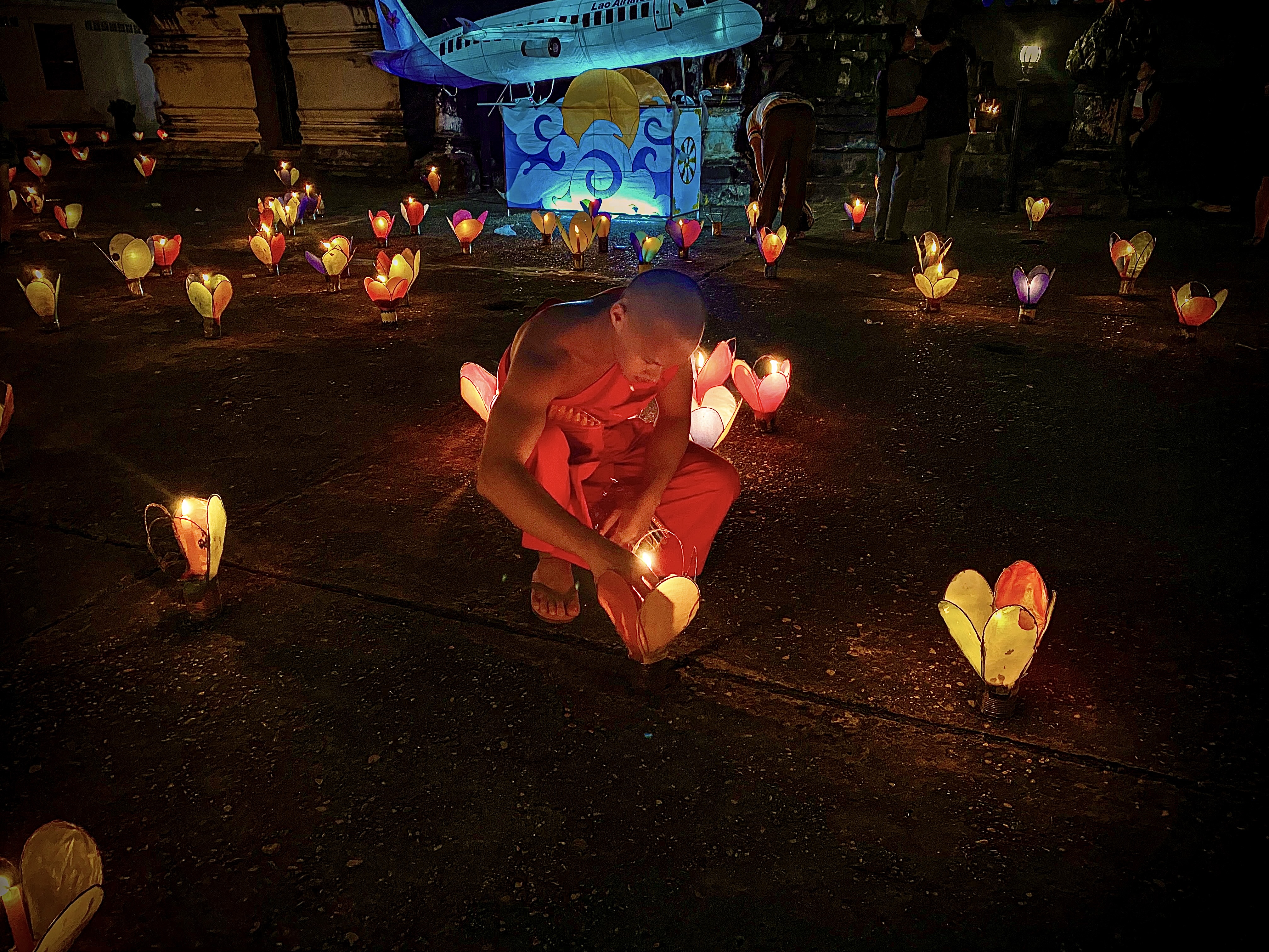 Couples Love this Shot at Merlion Park