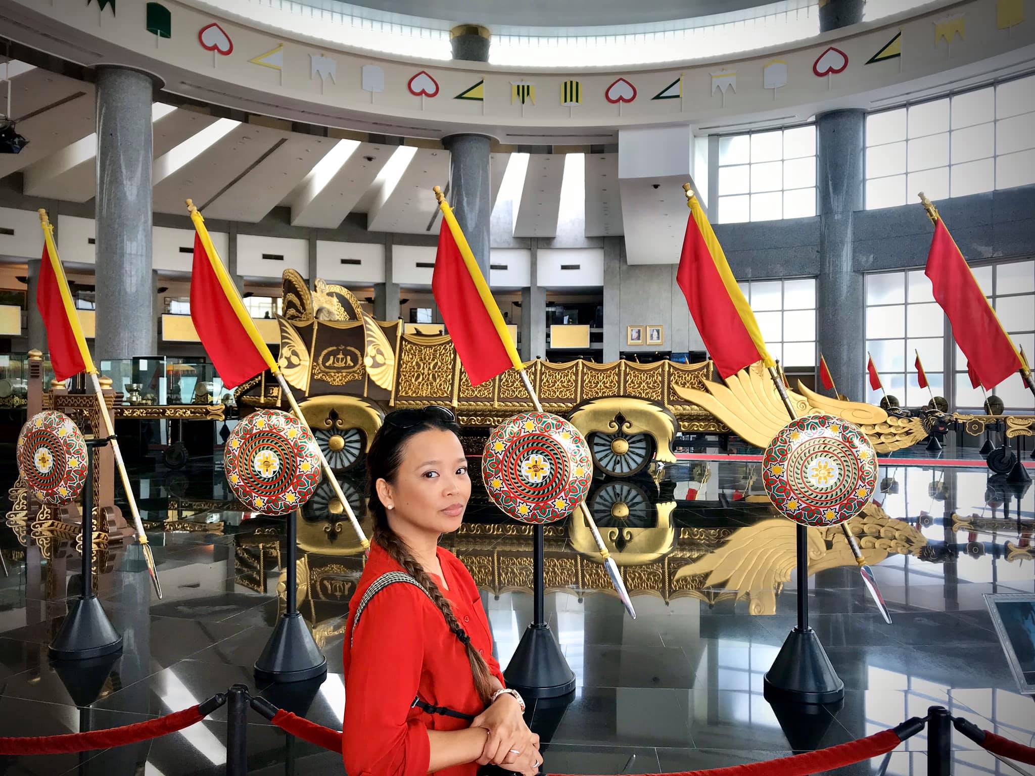 Viv inside Royal Regalia Museums